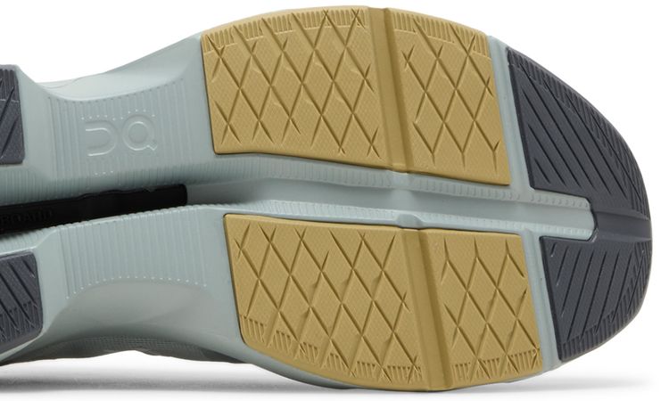 ON Cloudpulse Glacier Safari