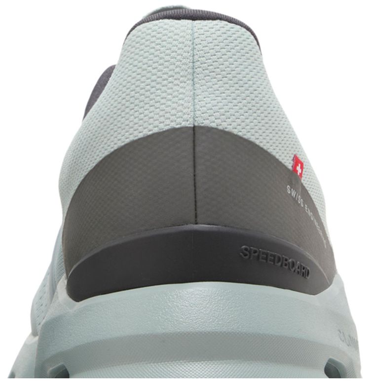 ON Cloudpulse Glacier Safari