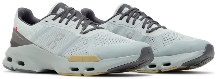 ON Cloudpulse Glacier Safari