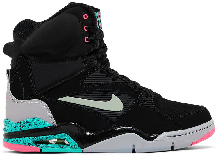 Nike Air Command Force Spurs