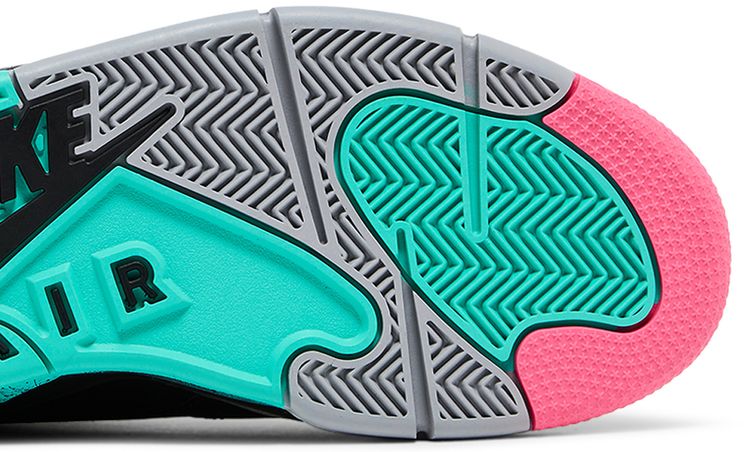 Nike Air Command Force Spurs