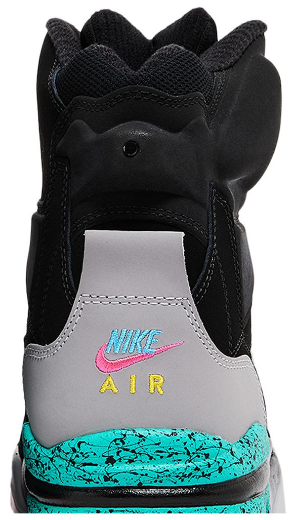 Nike Air Command Force Spurs