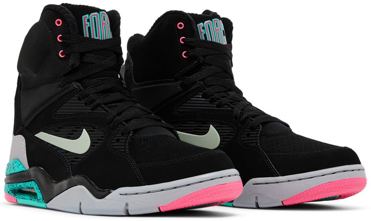 Nike Air Command Force Spurs