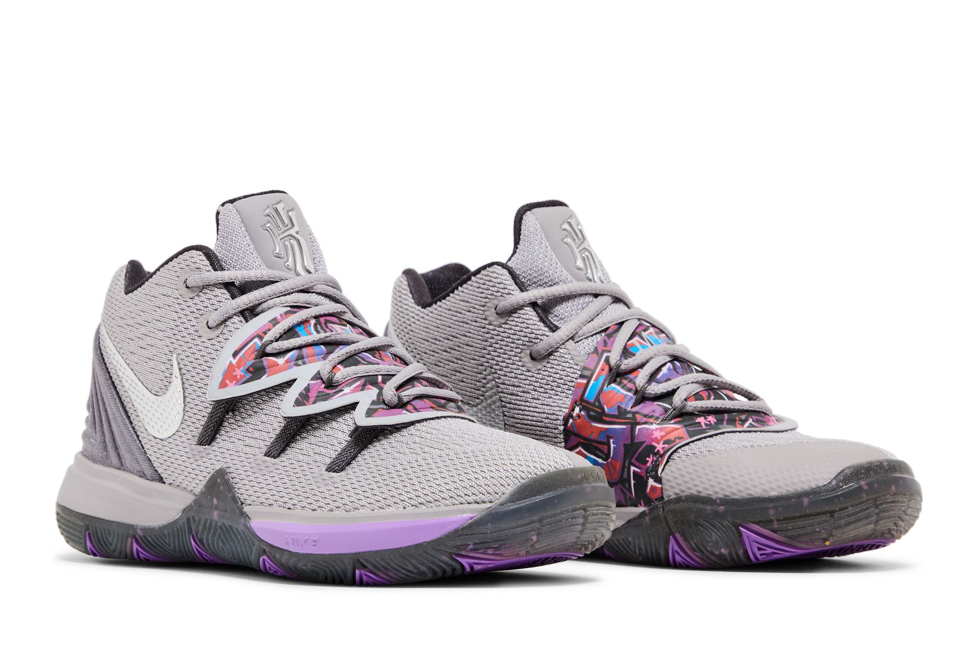 Grey kyrie 5 deals
