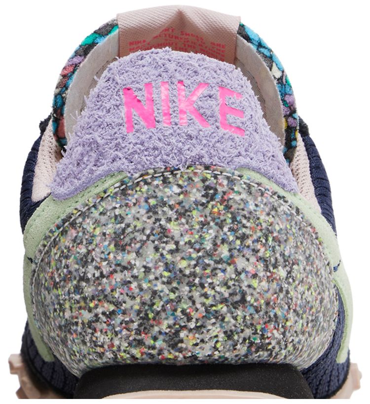 Nike Waffle Racer Crater