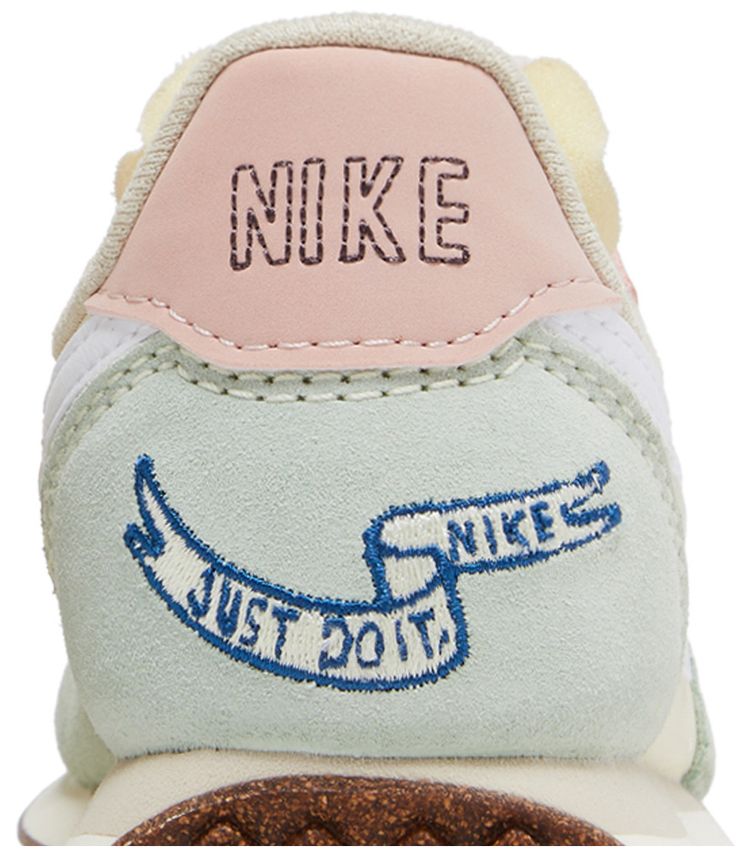 Nike Wmns Waffle Trainer 2 Cork