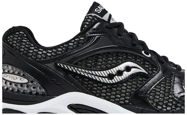 Saucony ProGrid Triumph 4 Black
