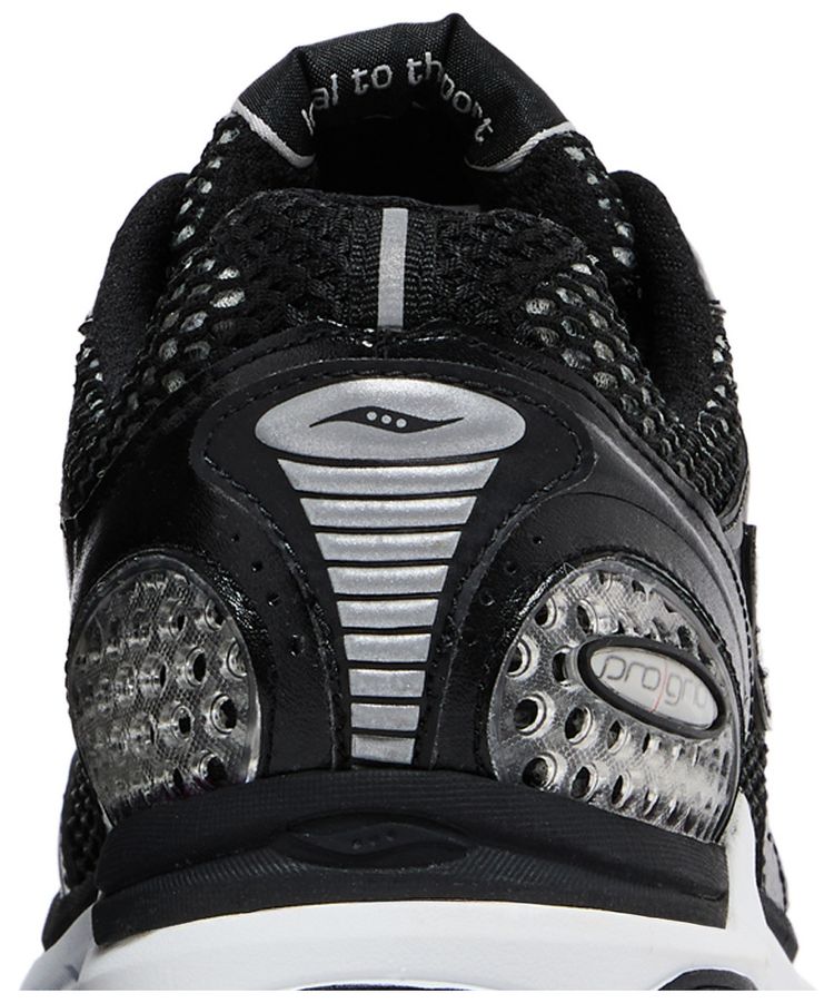 Saucony ProGrid Triumph 4 Black