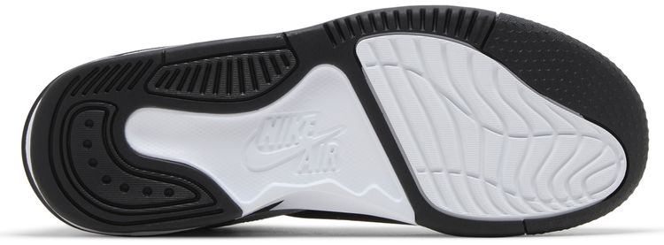 Air Jordan Max Aura 5 Black Metallic Gold