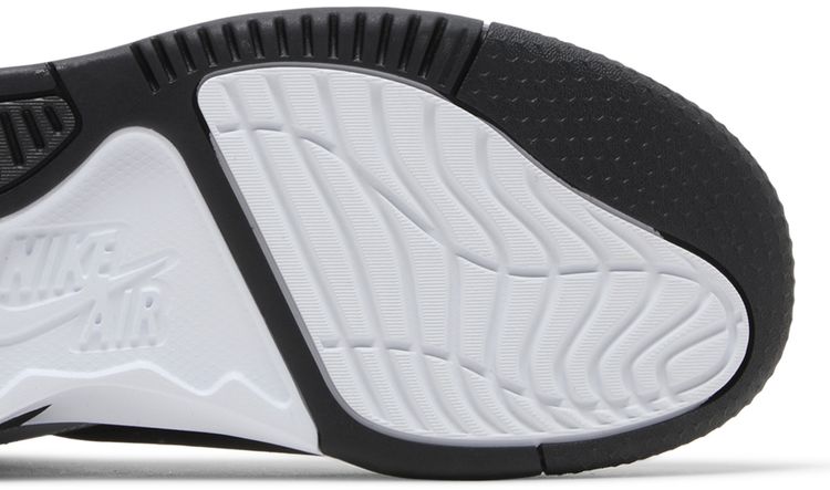 Air Jordan Max Aura 5 Black Metallic Gold