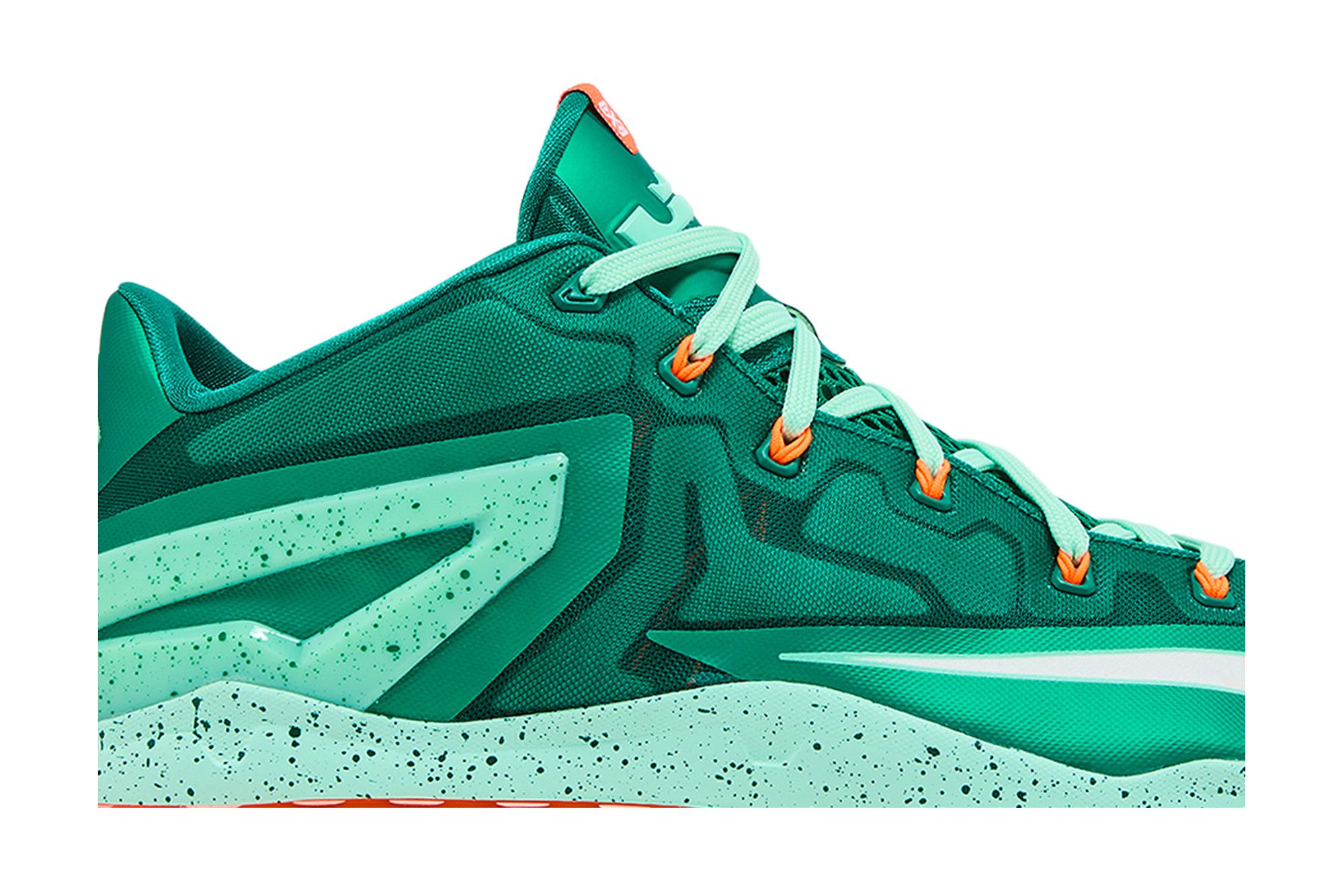 Lebron 11 max low store