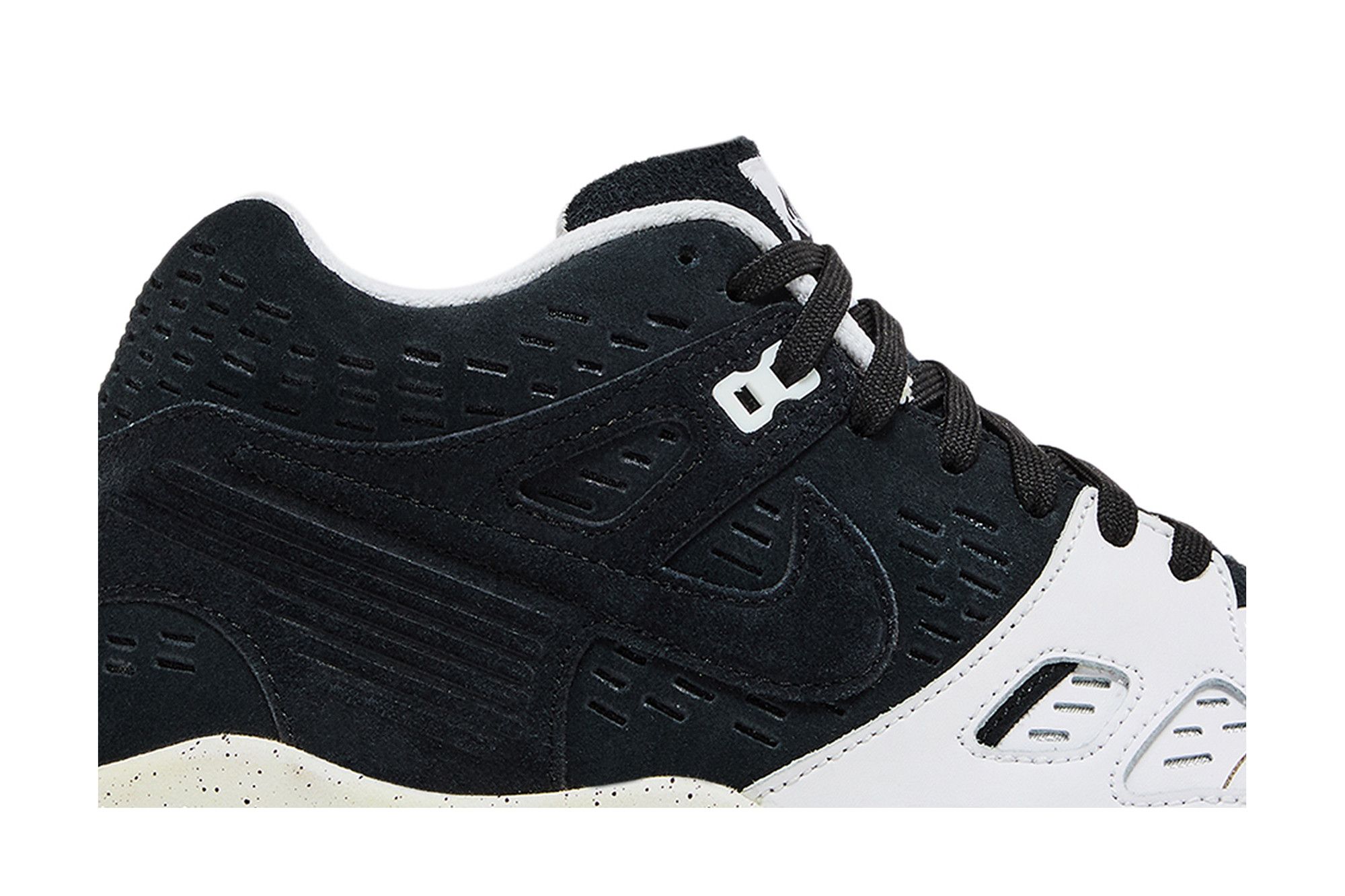 Nike air trainer 18 all black best sale