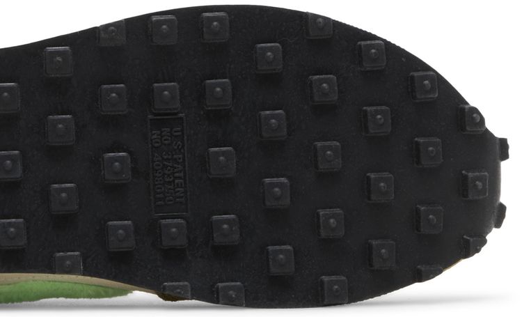 Nike Wmns Daybreak Fur Pack   Fossil Cactus Flower