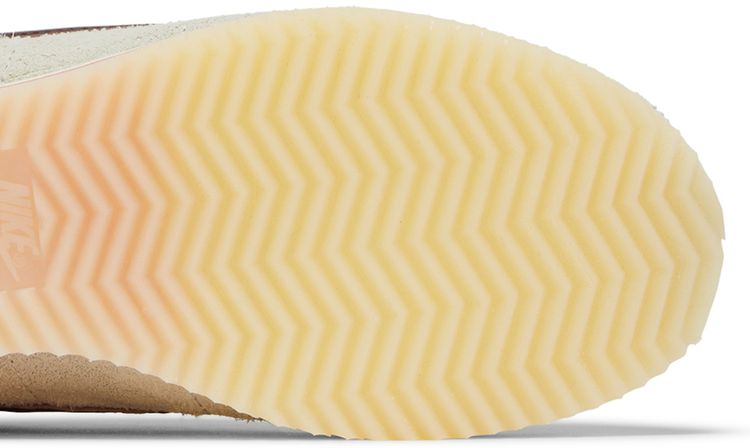 Nike Wmns Cortez 23 Light Orewood Brown