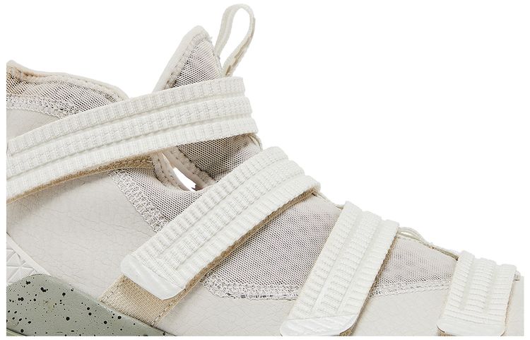 Nike Lebron Soldier 11 GS