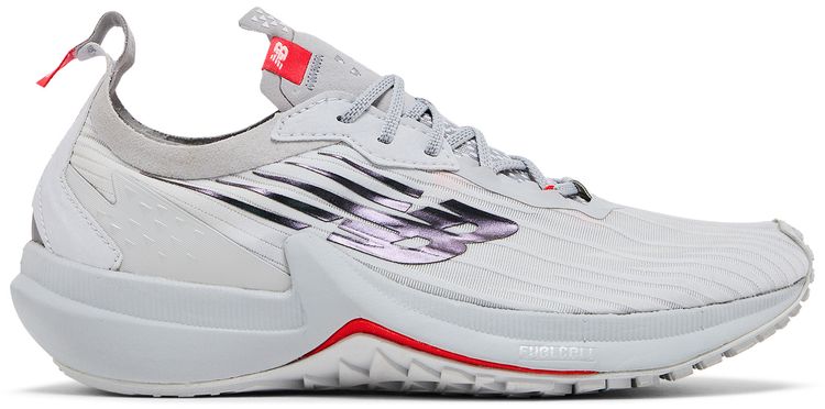 New Balance Wmns FuelCell SpeedDrift Grey Red