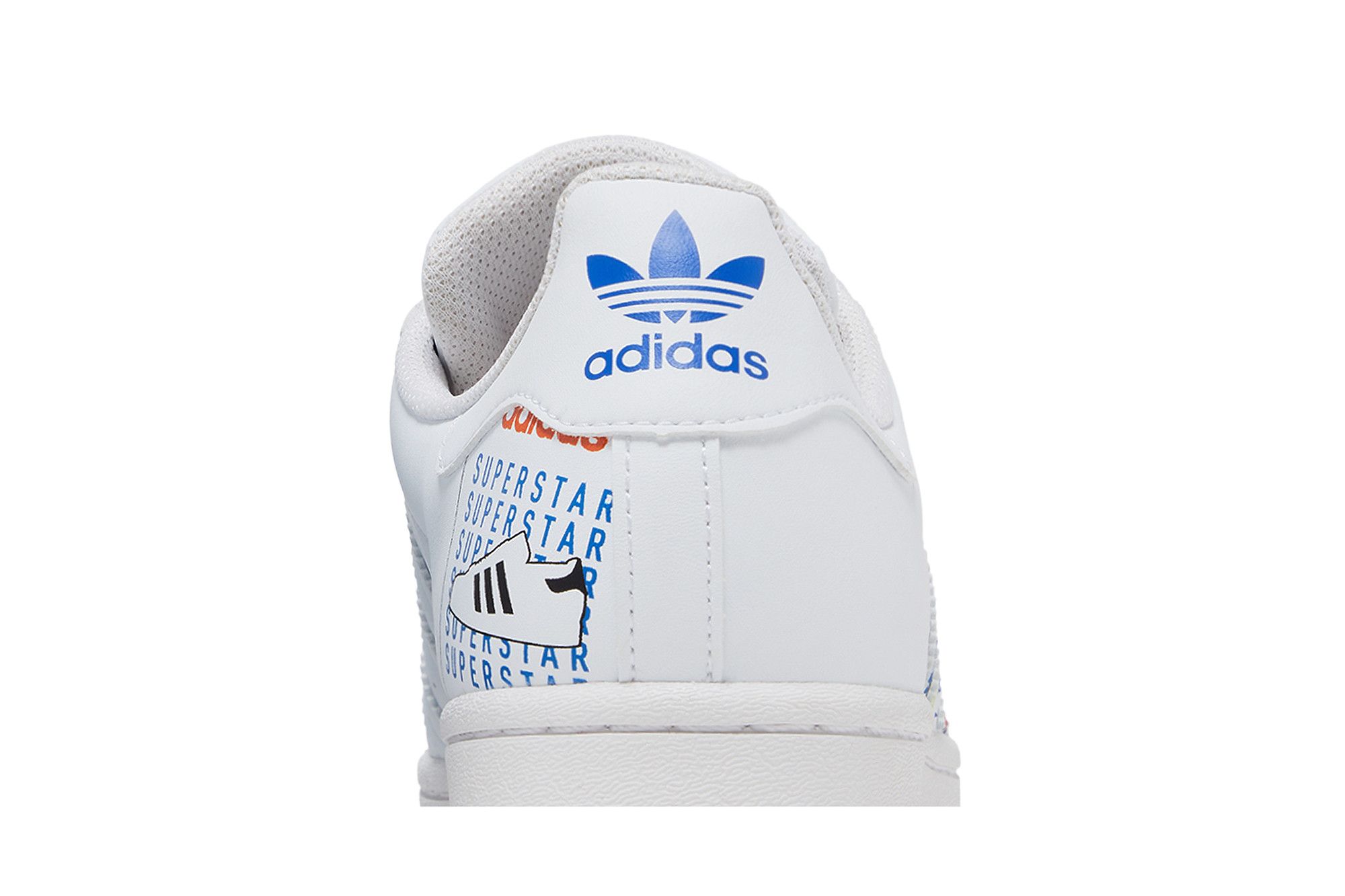 Size 11.0 Superstar Multi Logo