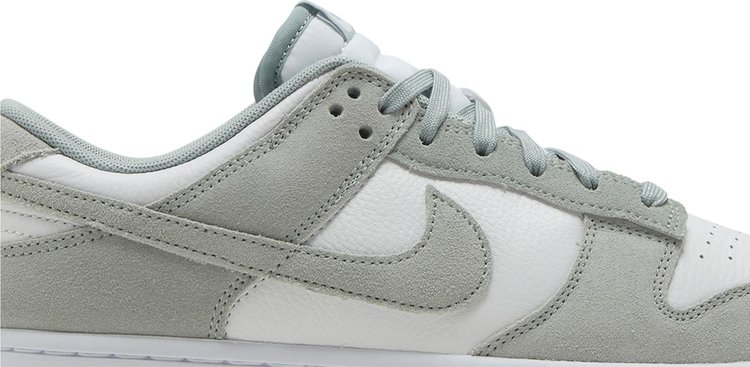 Dunk Low SE Light Pumice