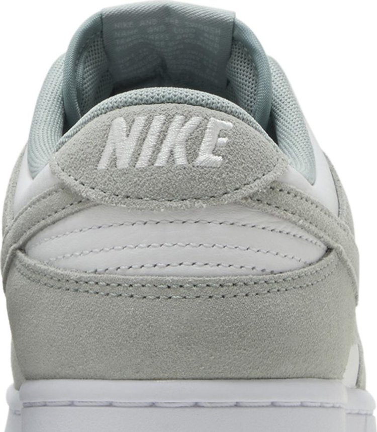 Dunk Low SE Light Pumice