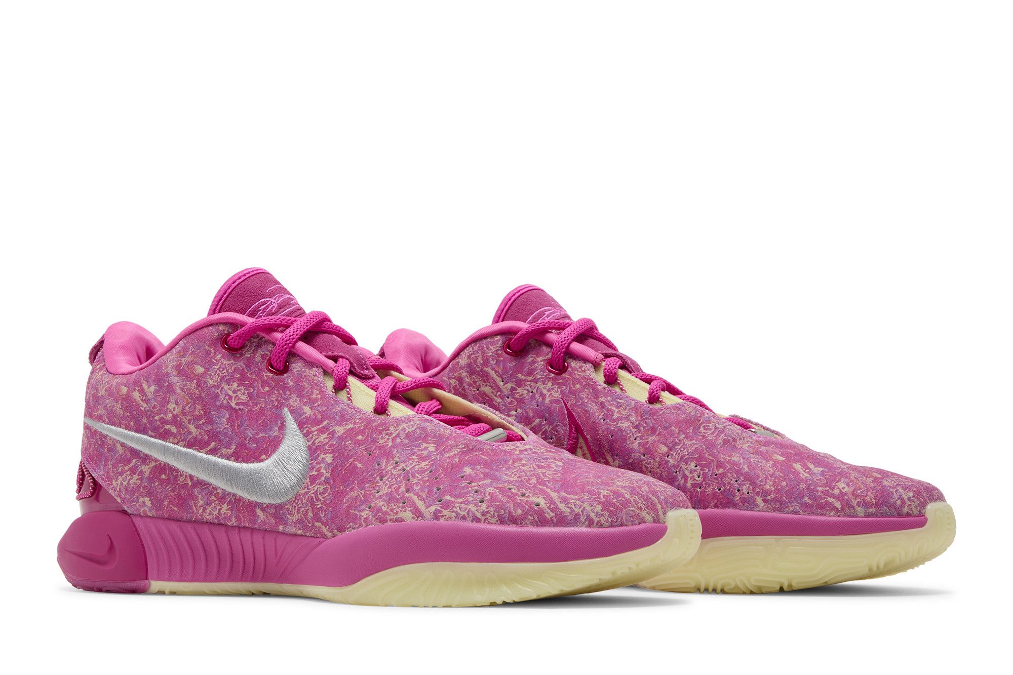 手工芸品—LeBron James The Shop x LeBron 21 'Metallic Gold'