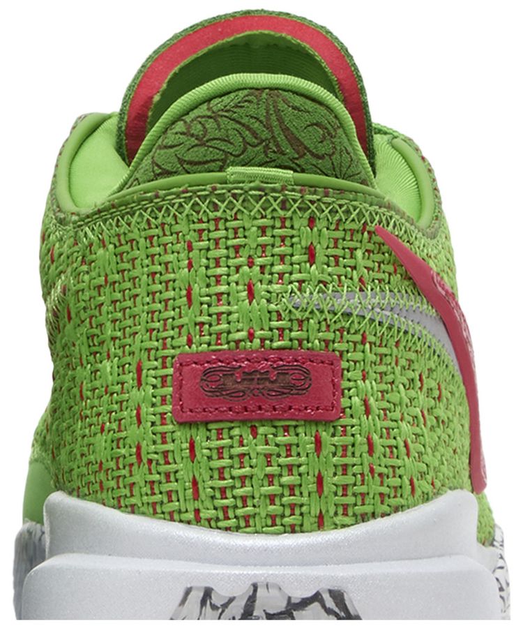 Nike LeBron 20 EP Stocking Stuffer