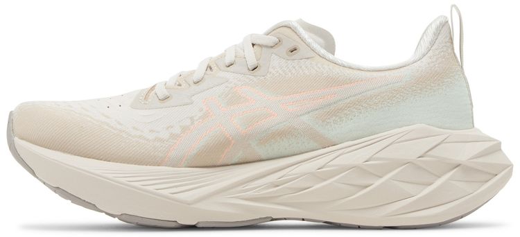 Wmns Novablast 4 Oatmeal Moonrock