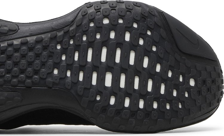 ZoomX Invincible 3 Black Anthracite