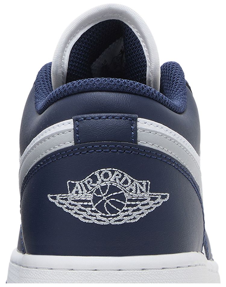 Air Jordan 1 Low GS Midnight Navy Wolf Grey