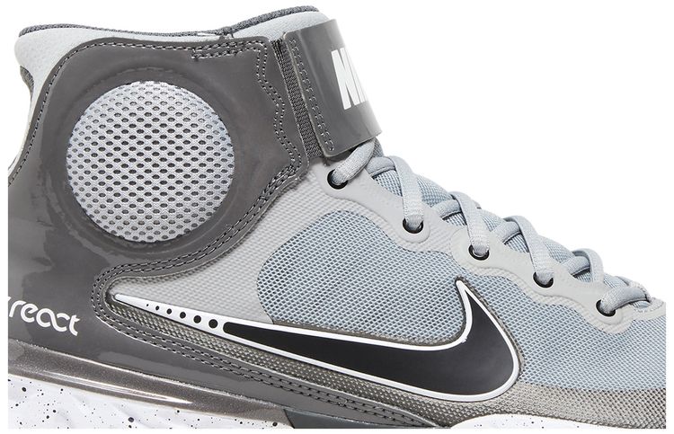 Nike Alpha Huarache Elite 3 Mid Light Smoke Grey