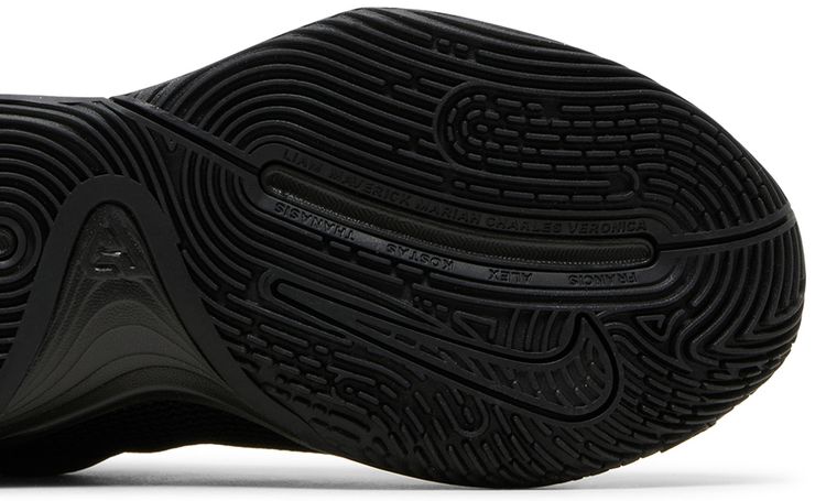 Nike Giannis Immortality 3 Triple Black