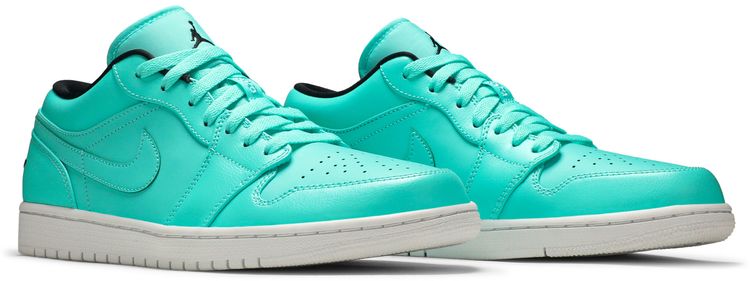 Air Jordan 1 Low Hyper Turquoise