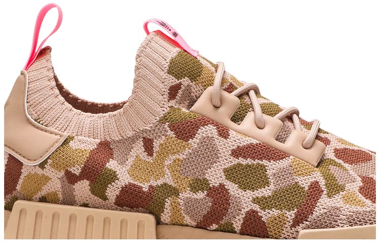 Adidas NMD R1 Primeknit Camo Hyper Pop