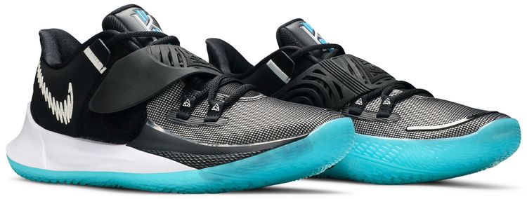 Nike Kyrie Low 3 Moon