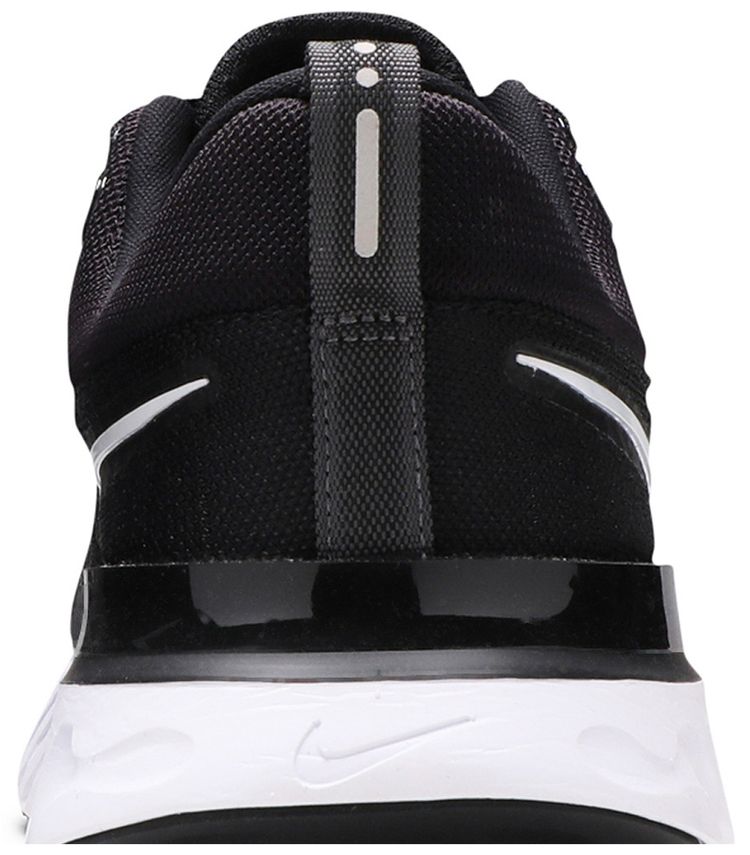 React Infinity Run Flyknit 2 Black