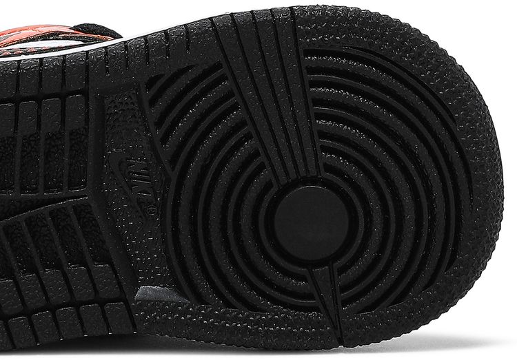 Air Jordan 1 Mid SE TD Turf Orange