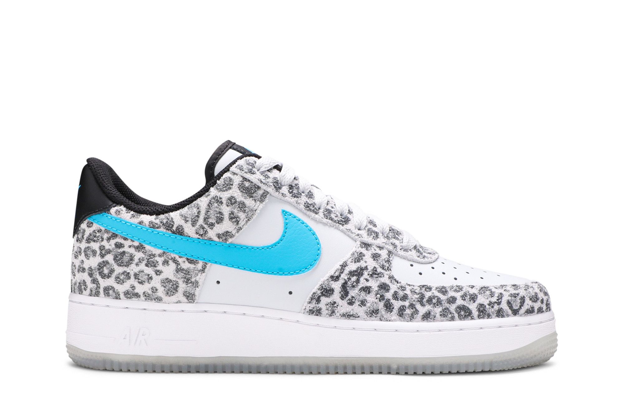 Nike air force 1 snow clearance