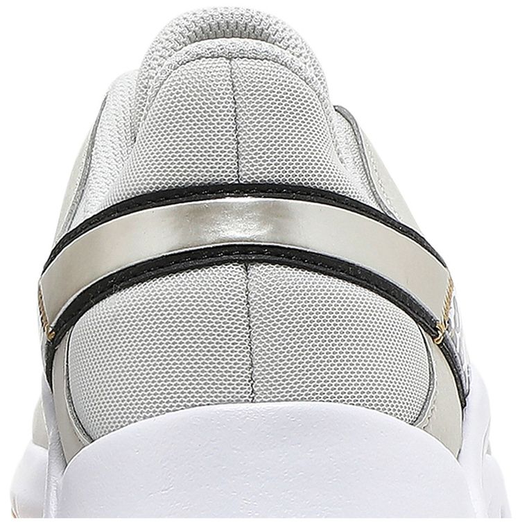 Wmns Legend Essential 2 Premium Leopard