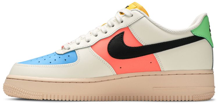 Nike Wmns Air Force 1 07 Sail Multi