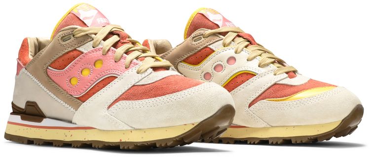 Feature x Saucony Courageous Bacon  Eggs