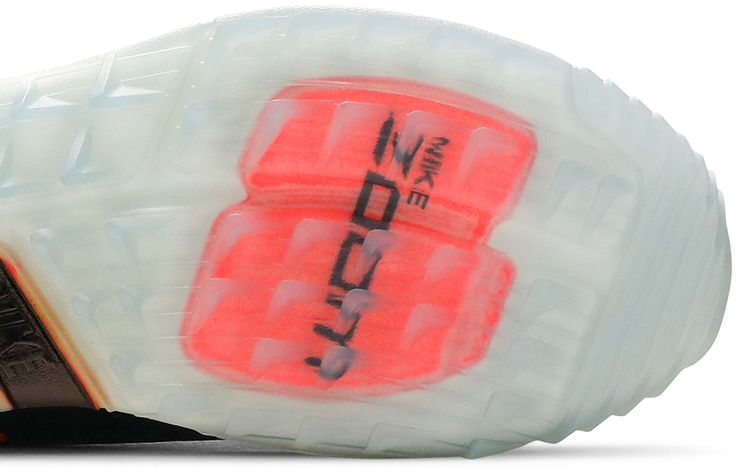 Nike Wmns Air Zoom 90 IT Golf Infrared