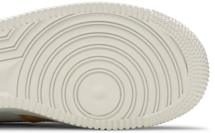 Nike Wmns Air Force 1 07 Twine Electric Orange