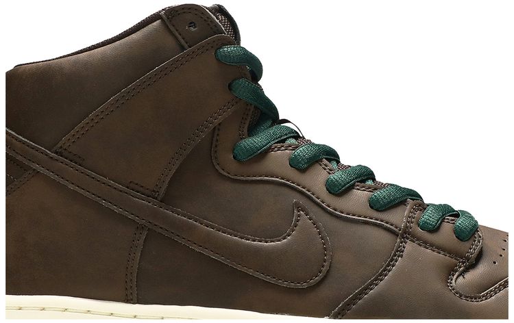 Nike Dunk High SB Baroque Brown