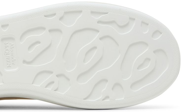 Alexander McQueen Oversized Sneaker Vanilla Pale Beige