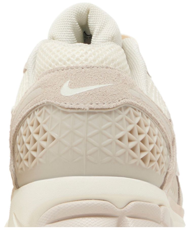 Nike Air Zoom Vomero 5 Light Orewood Brown