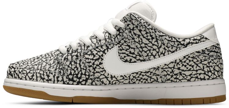 Nike SB Dunk Low Road