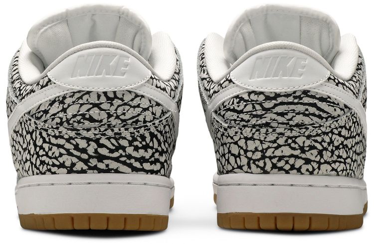 Nike SB Dunk Low Road