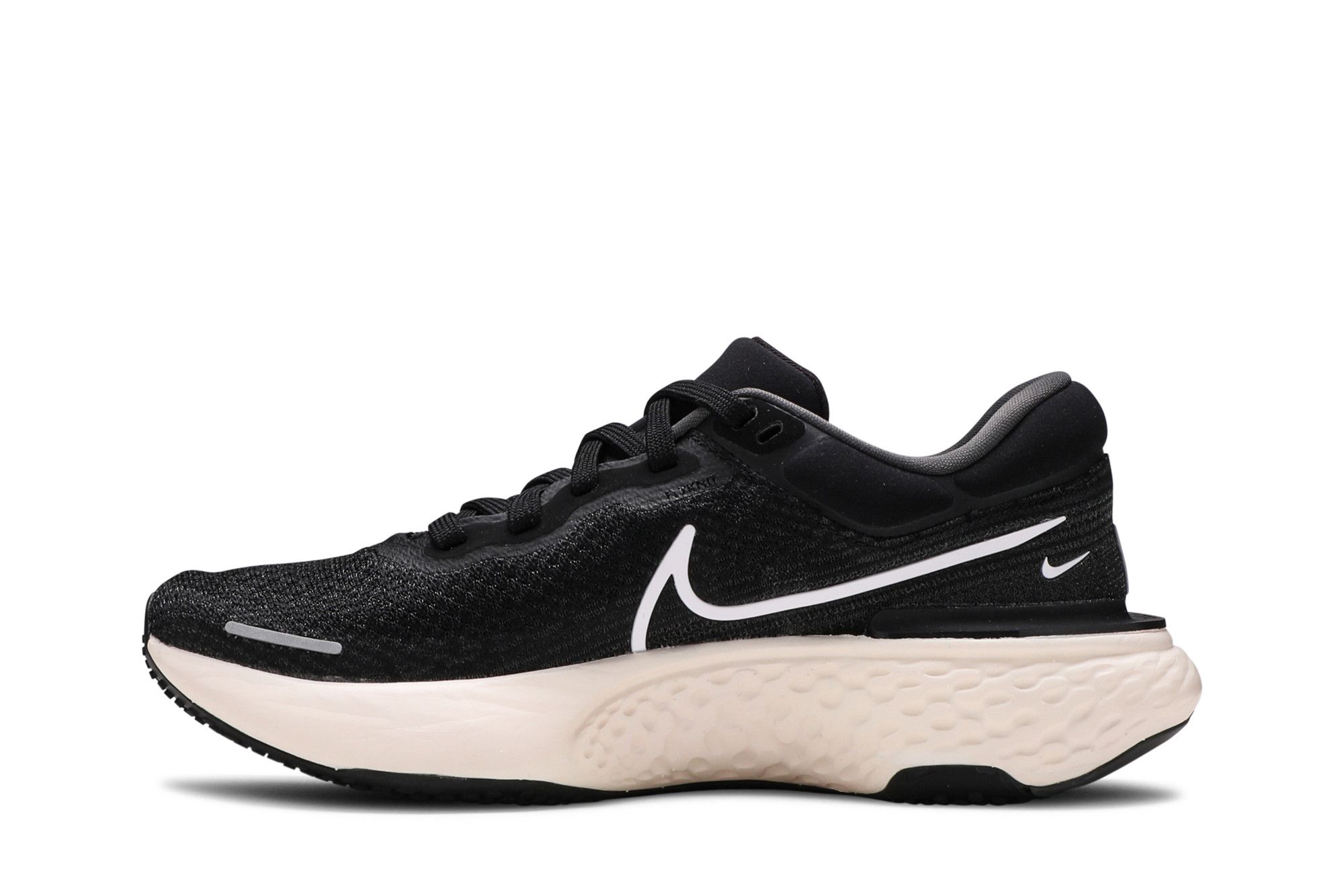 Buy Nike Wmns ZoomX Invincible Run Flyknit 'Black White