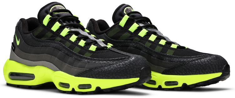 Nike Air Max 95 Kiss My Airs   Black Volt