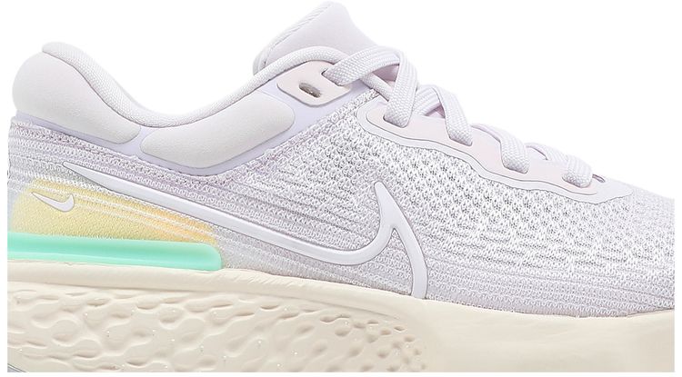 Nike Wmns ZoomX Invincible Run Flyknit Light Violet