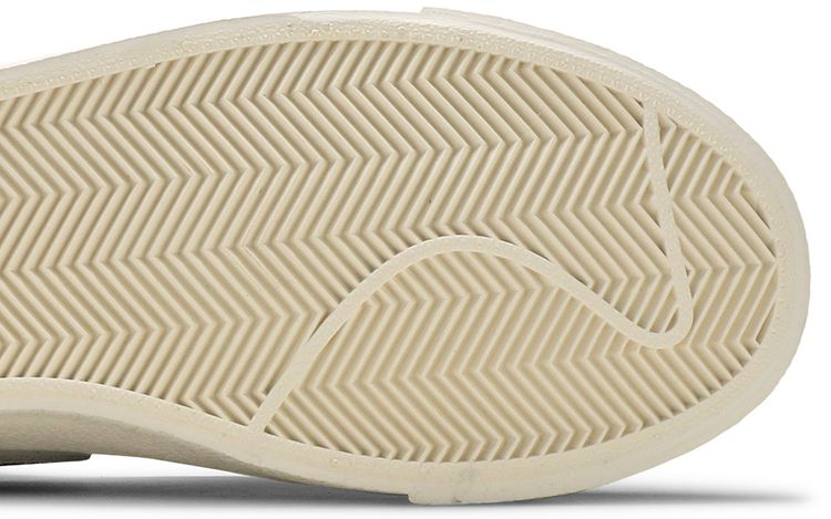 Nike Blazer Low 77 Paint Splatter